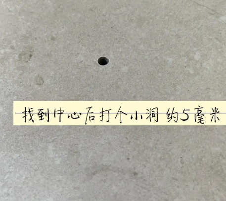 商南瓷砖空鼓维修公司专业解答在瓷砖铺贴过程中，如果砂料搅拌不均匀，将会带来以下问题